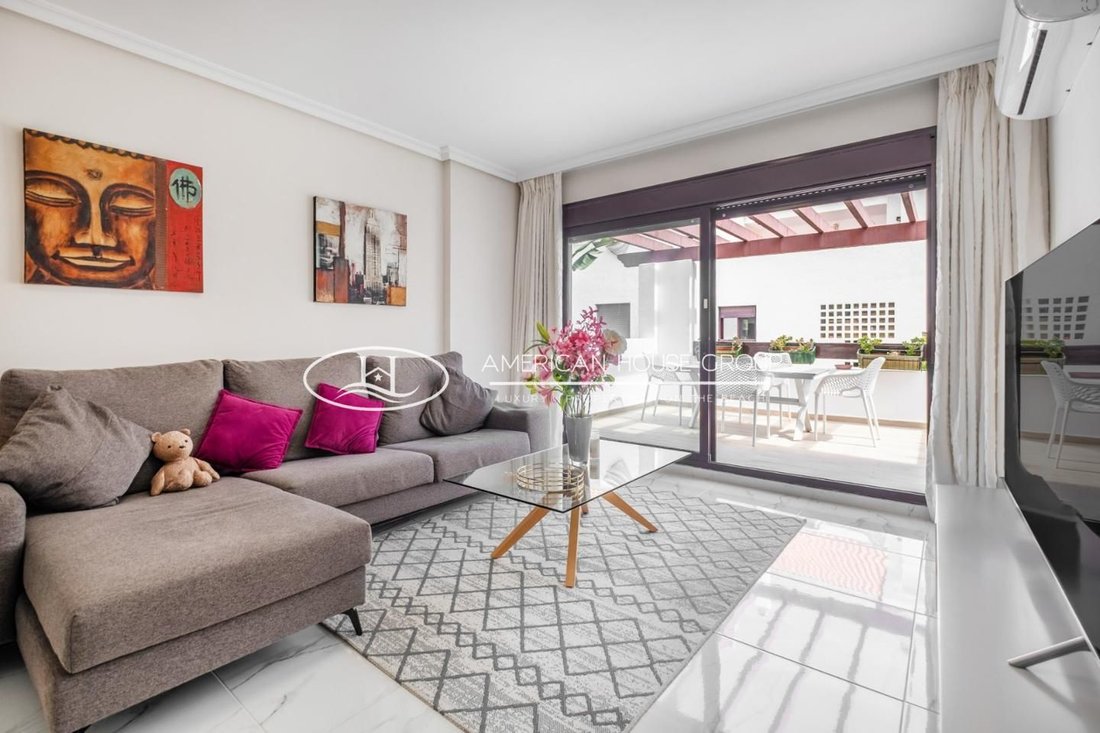 Apartment in Nueva Andalucia, Marbella, Spain 2 - 16473541