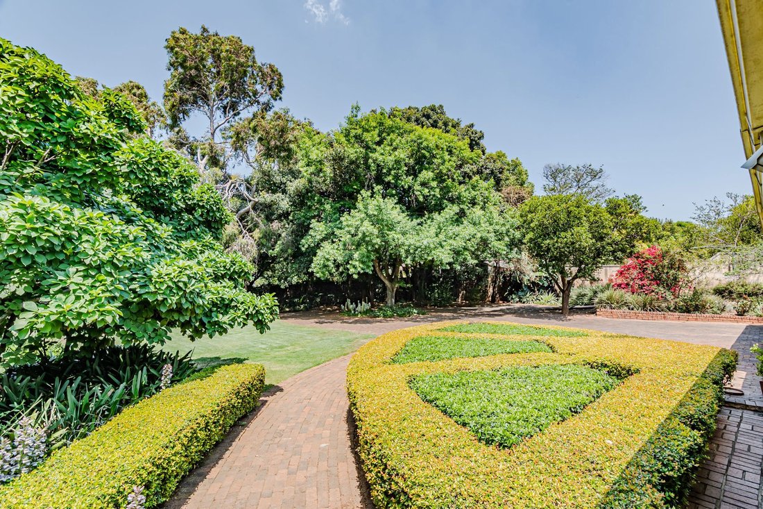 Maison à Monument Park, Gauteng, Afrique du Sud 4 - 16371684