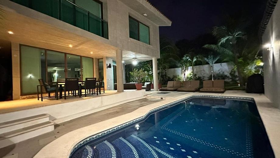 House in Playa del Carmen, Quintana Roo, Mexico 1 - 16475080