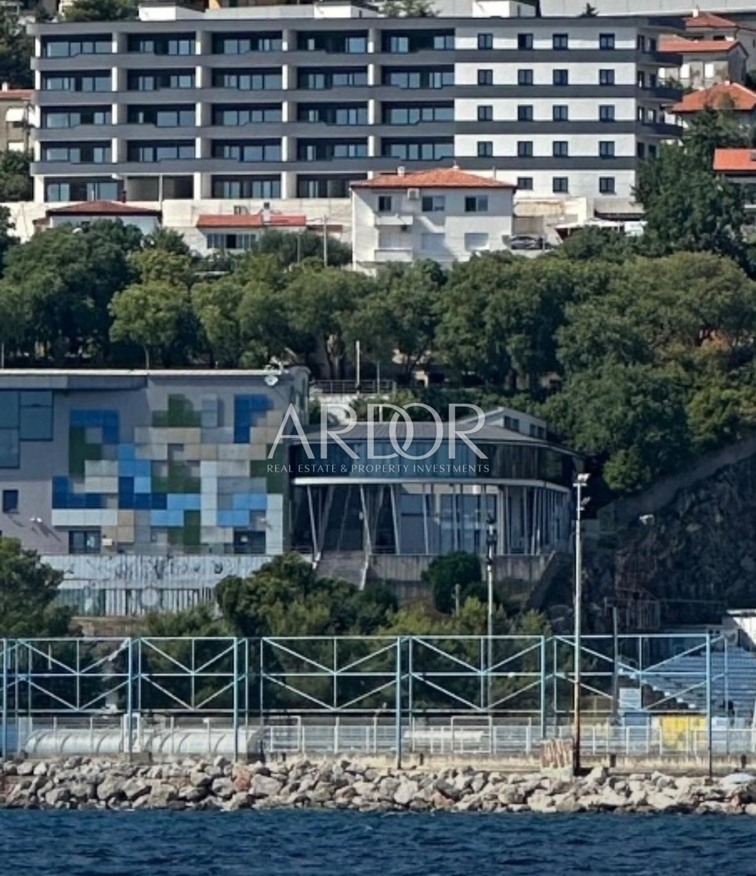 Apartment in Mjesni odbor Kantrida, Grad Rijeka, Primorje-Gorski Kotar County 1 - 15767683