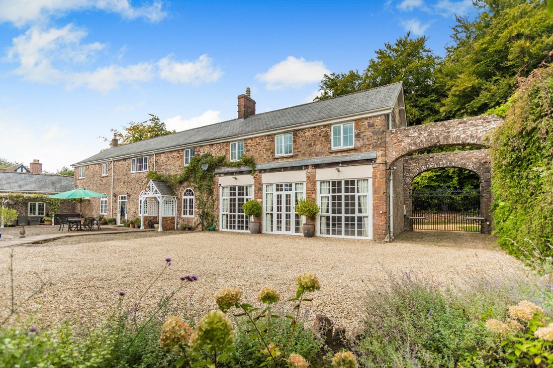 House in Stoodleigh, England 2 - 16475775