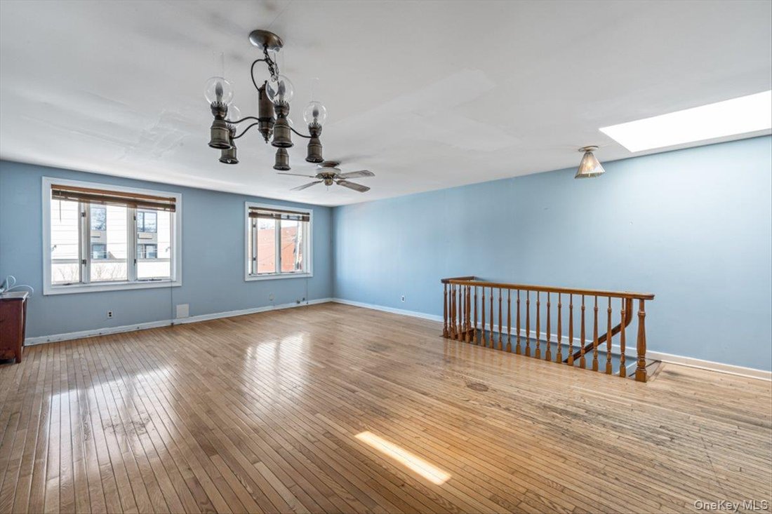 House in New York, New York, United States 3 - 15386217