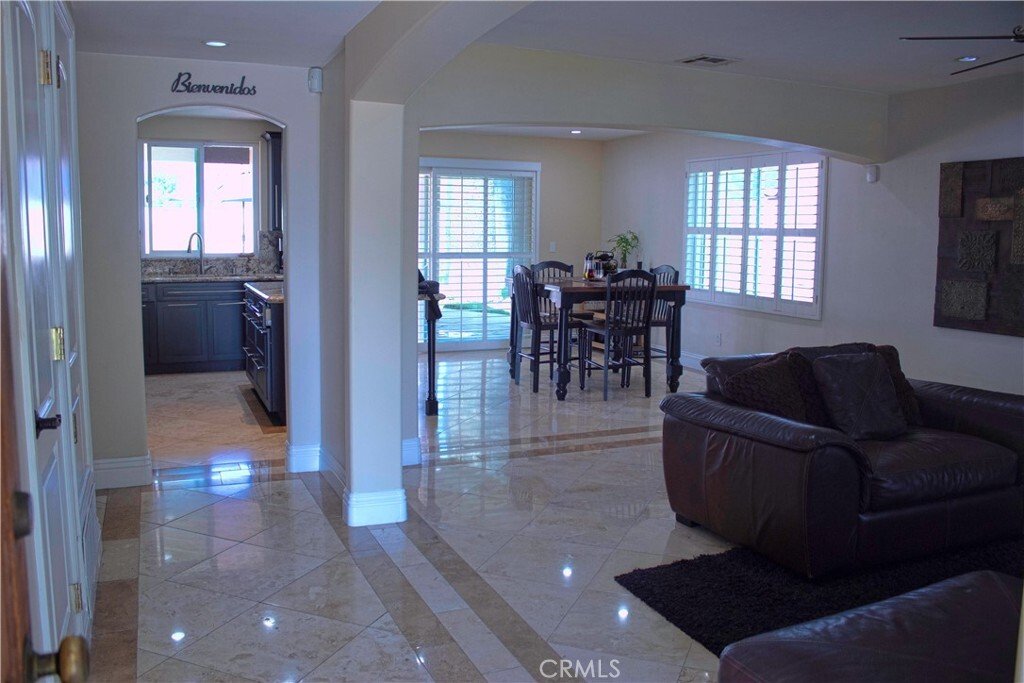 House in West Hills, California, United States 3 - 16050265