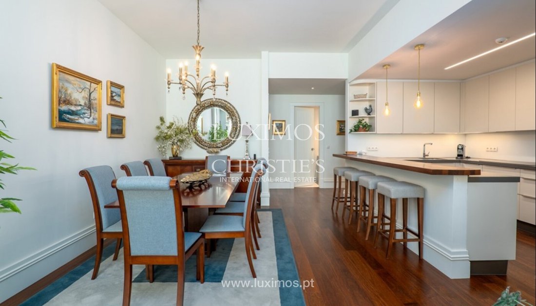 Apartment in Cedofeita, Santo Ildefonso, Se, Miragaia, Sao Nicolau e Vitoria, Porto District, Portugal 5 - 16474609