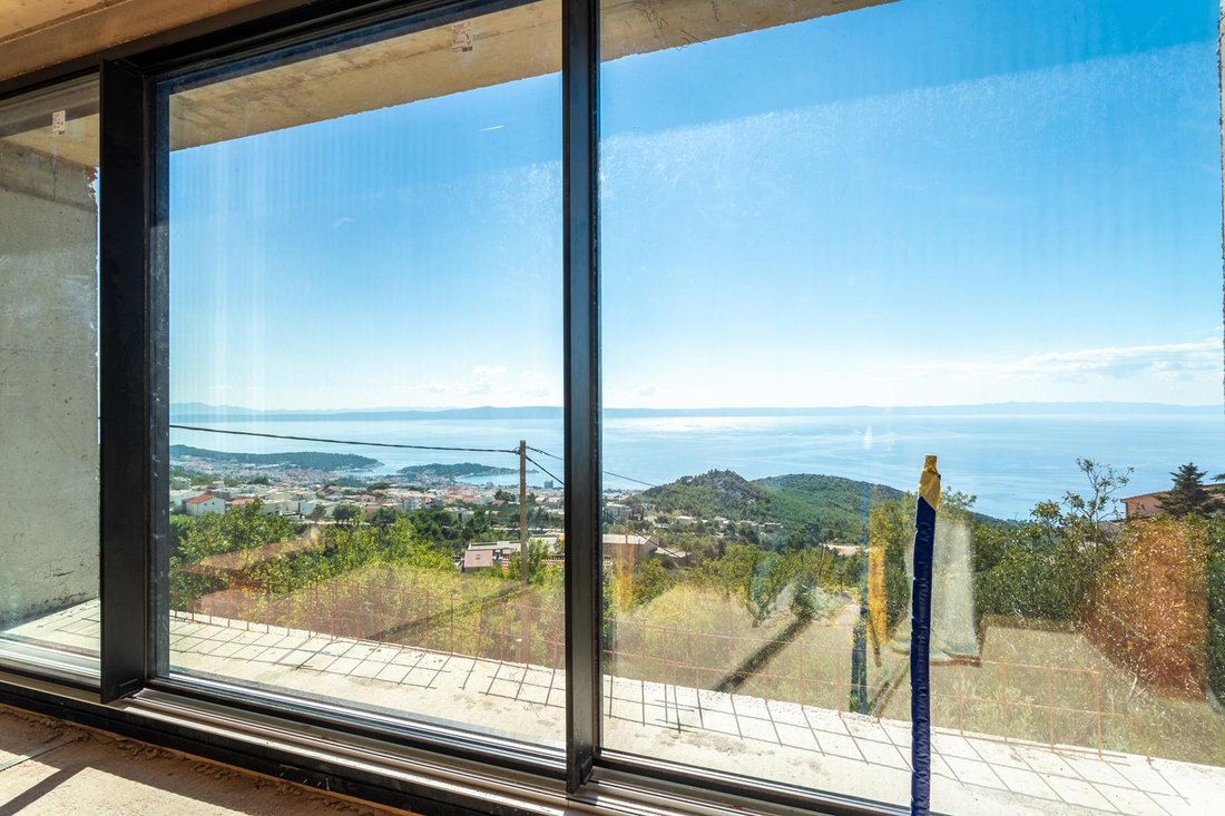 Villa in Veliko Brdo, Split-Dalmatia County, Croatia 1 - 13565887