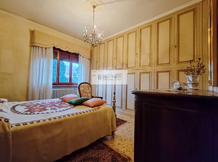 Villa in Center, Capannori, Tuscany 4 - 16473424