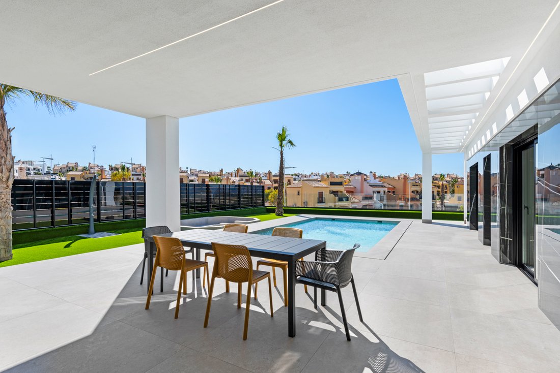 Villa in Algorfa, Land Valencia, Spanien 5 - 16473452