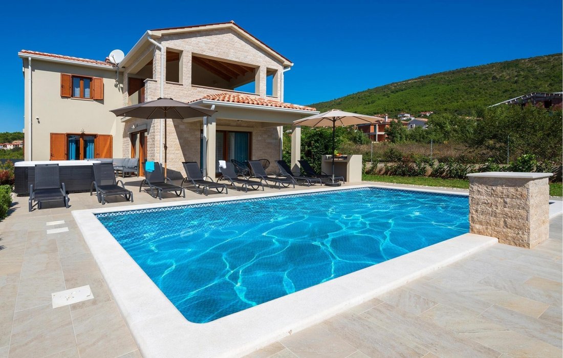 Villa in Labin, Istria County, Croatia 2 - 16476405