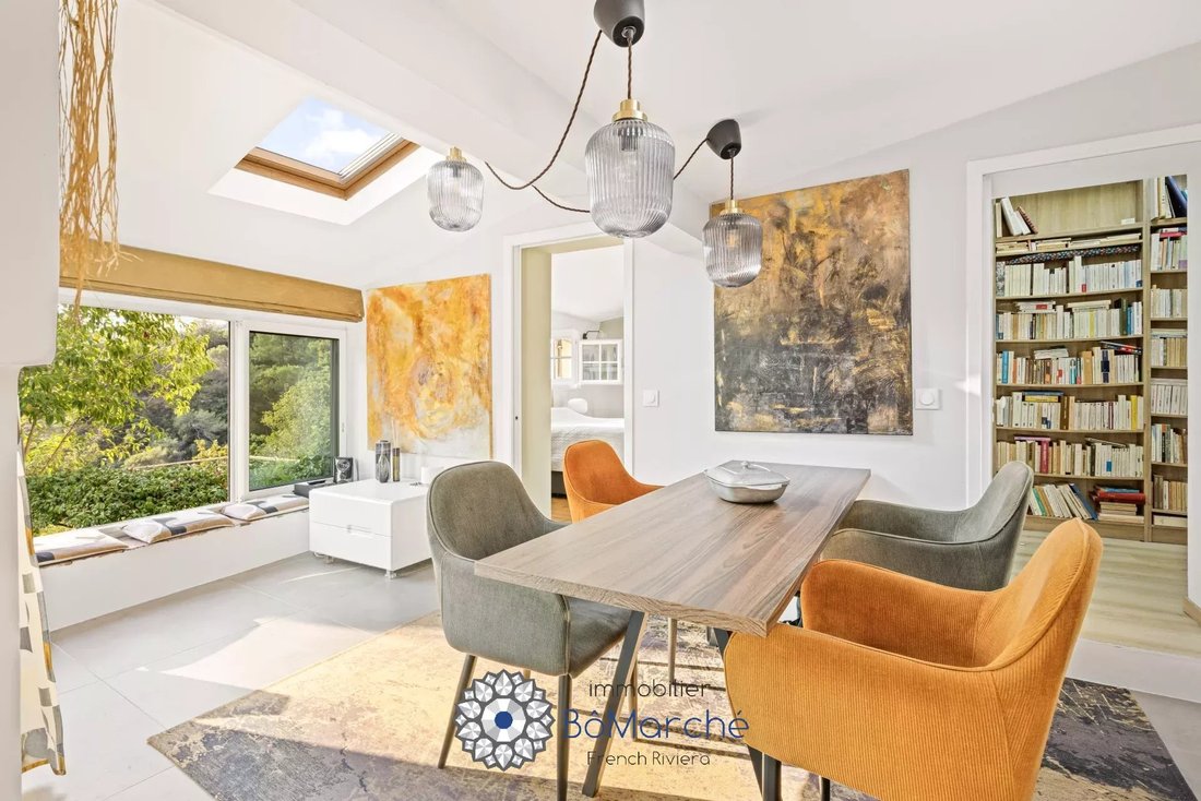 House in Centre-Haut de Cagnes, Cagnes-sur-Mer, France 2 - 16473591