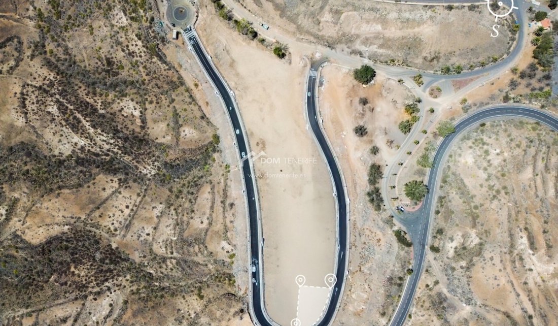 Land in Guia de Isora, Canary Islands, Spain 3 - 16475454