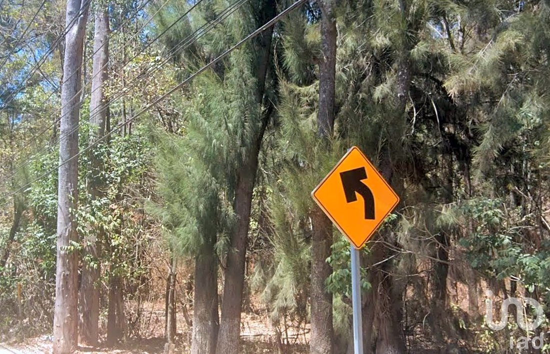 Land in Valle de Bravo, State of Mexico, Mexico 4 - 16474552