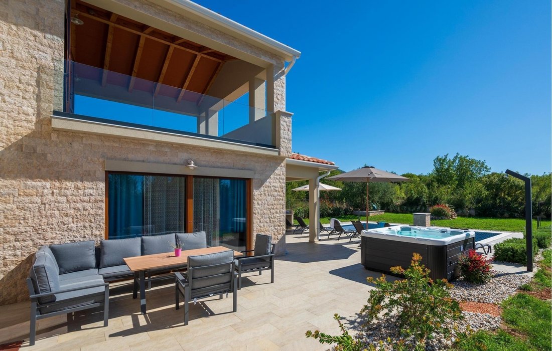 Villa in Labin, Istria County, Croatia 3 - 16476405