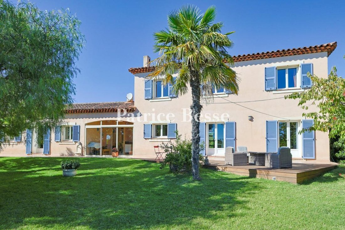 House in Solliès-Ville, Provence-Alpes-Côte d'Azur, France 5 - 16475854