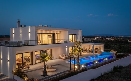 Villa in Vodice, Gespanschaft Šibenik-Knin, Kroatien 1