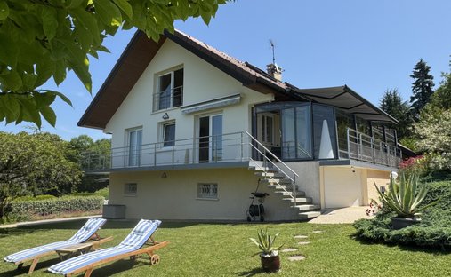 House in Pugny-Chatenod, Auvergne-Rhône-Alpes, France 1
