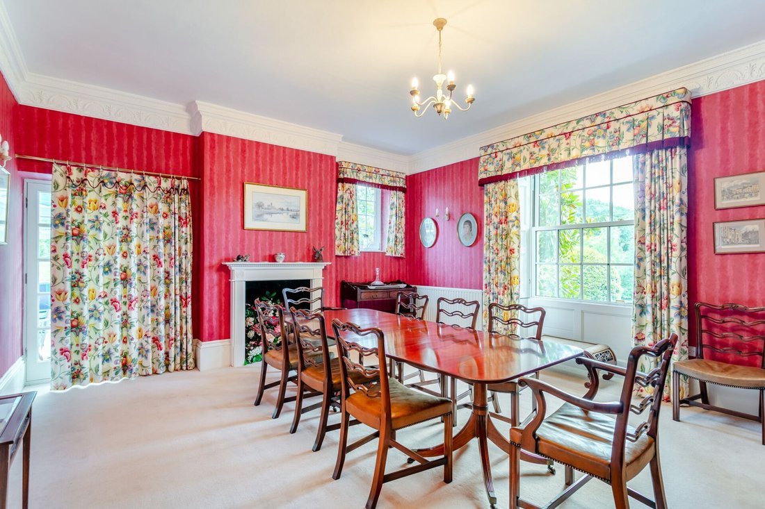 House in Blackborough, England 4 - 16475813