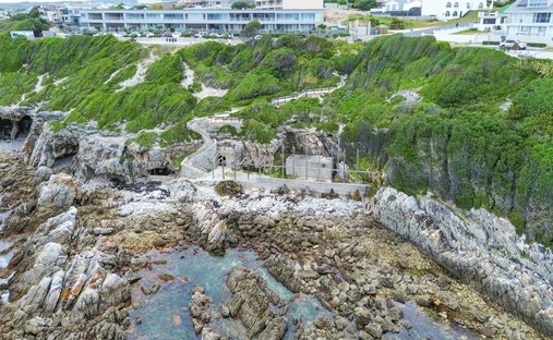 Land in Gansbaai, Western Cape, South Africa 1