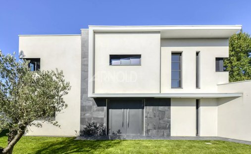 House in Est, Thouare-sur-Loire, France 1