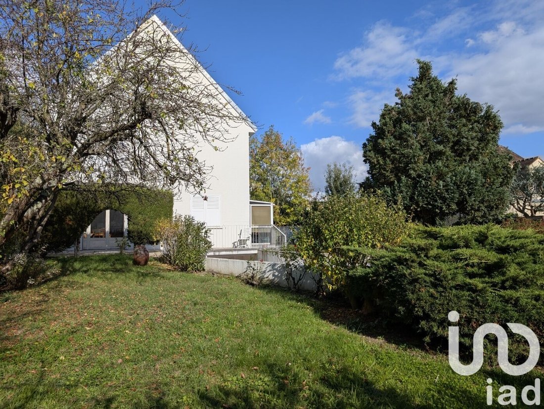 House in Cernay, Ermont, France 2 - 16475234