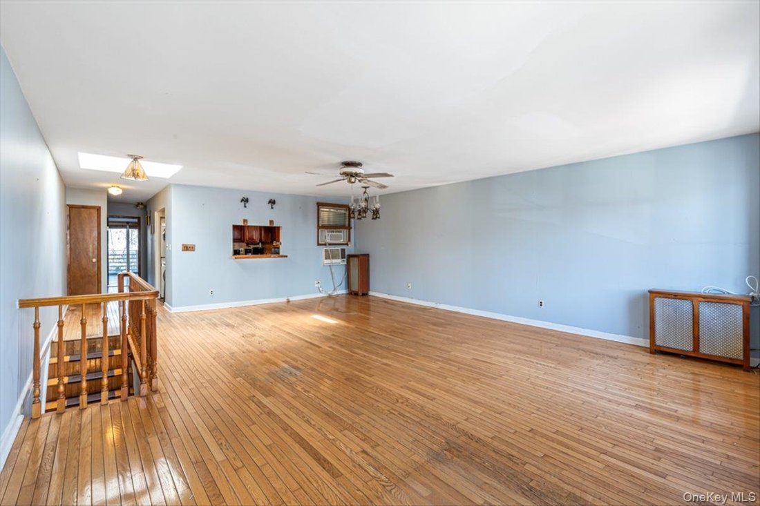 House in New York, New York, United States 4 - 15386217