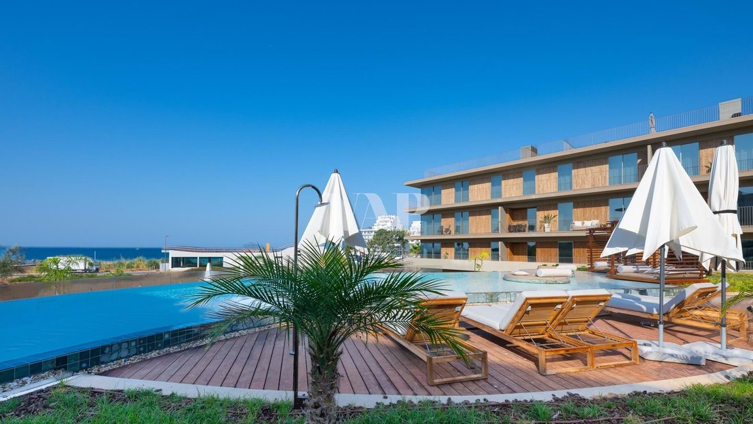Apartment in Quarteira, Algarve, Portugal 1 - 16475069
