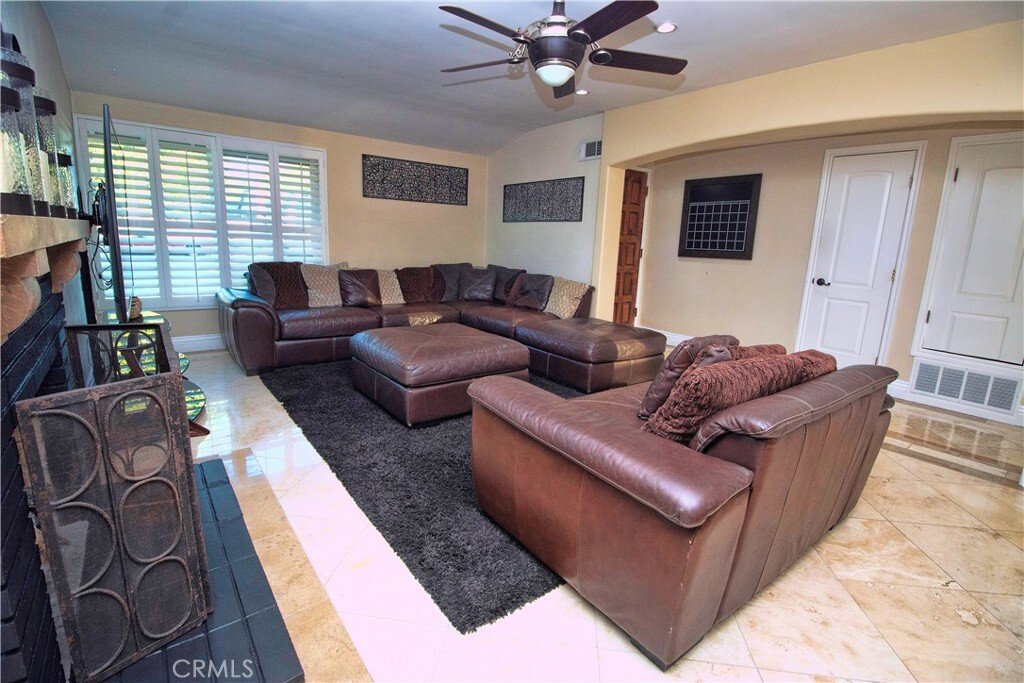 House in West Hills, California, United States 4 - 16050265