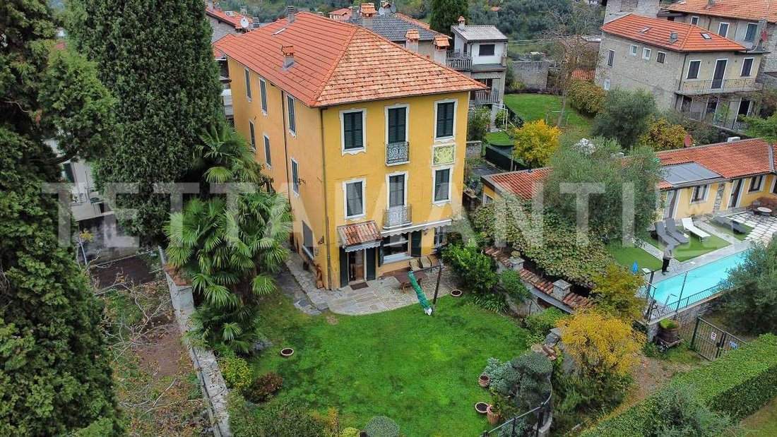 Villa in Varenna, Lombardy, Italy 3 - 16475602