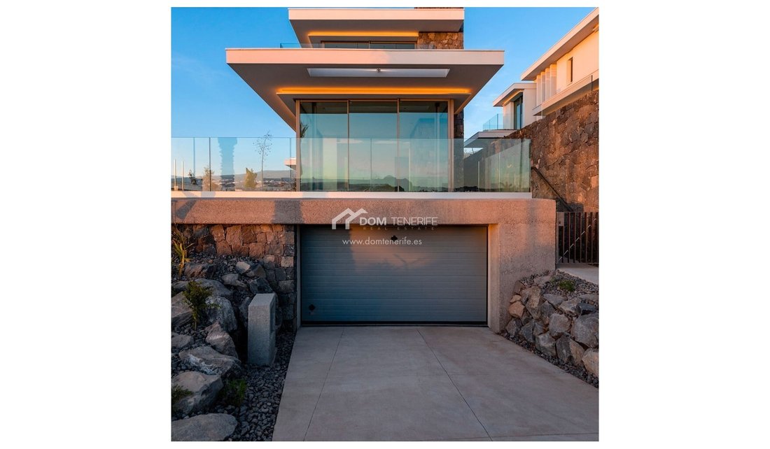 Villa in Guia de Isora, Canary Islands, Spain 5 - 16475445