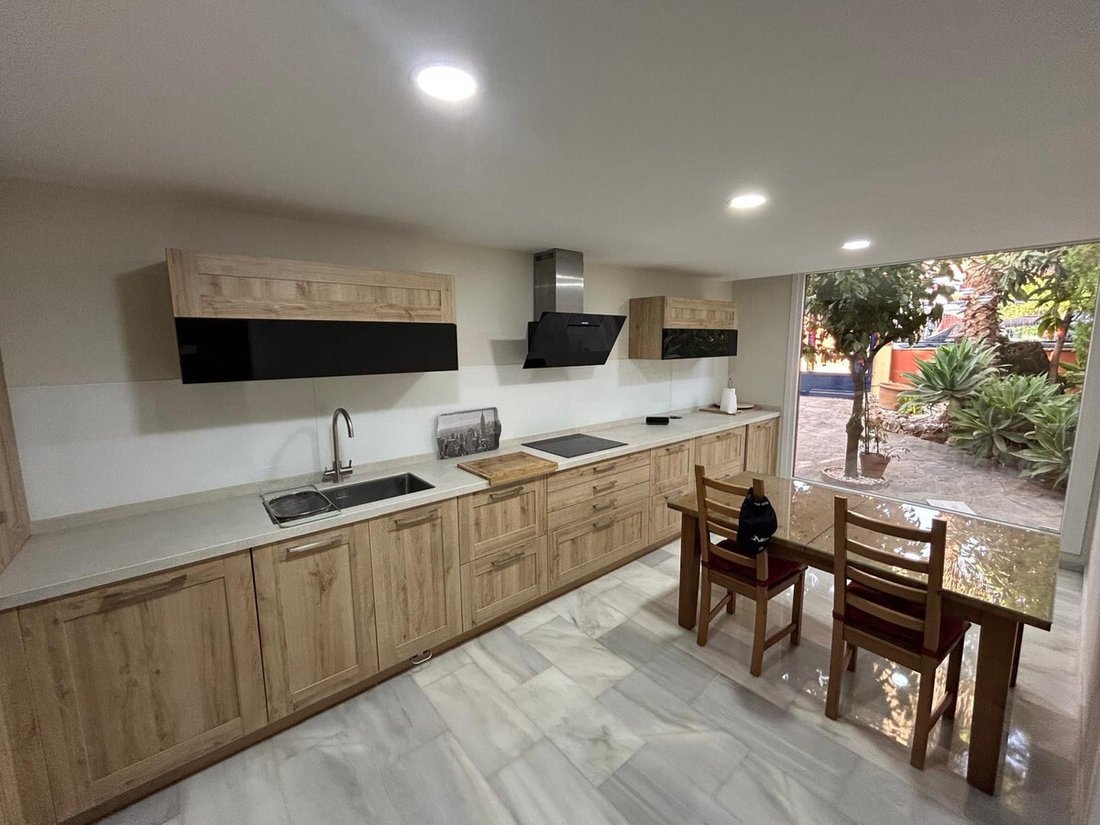 Townhouse in Estepona, Andalusia, Spain 1 - 16475590