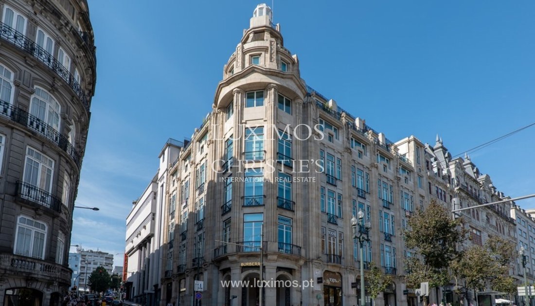 Apartment in Cedofeita, Santo Ildefonso, Se, Miragaia, Sao Nicolau e Vitoria, Porto District, Portugal 1 - 16474609