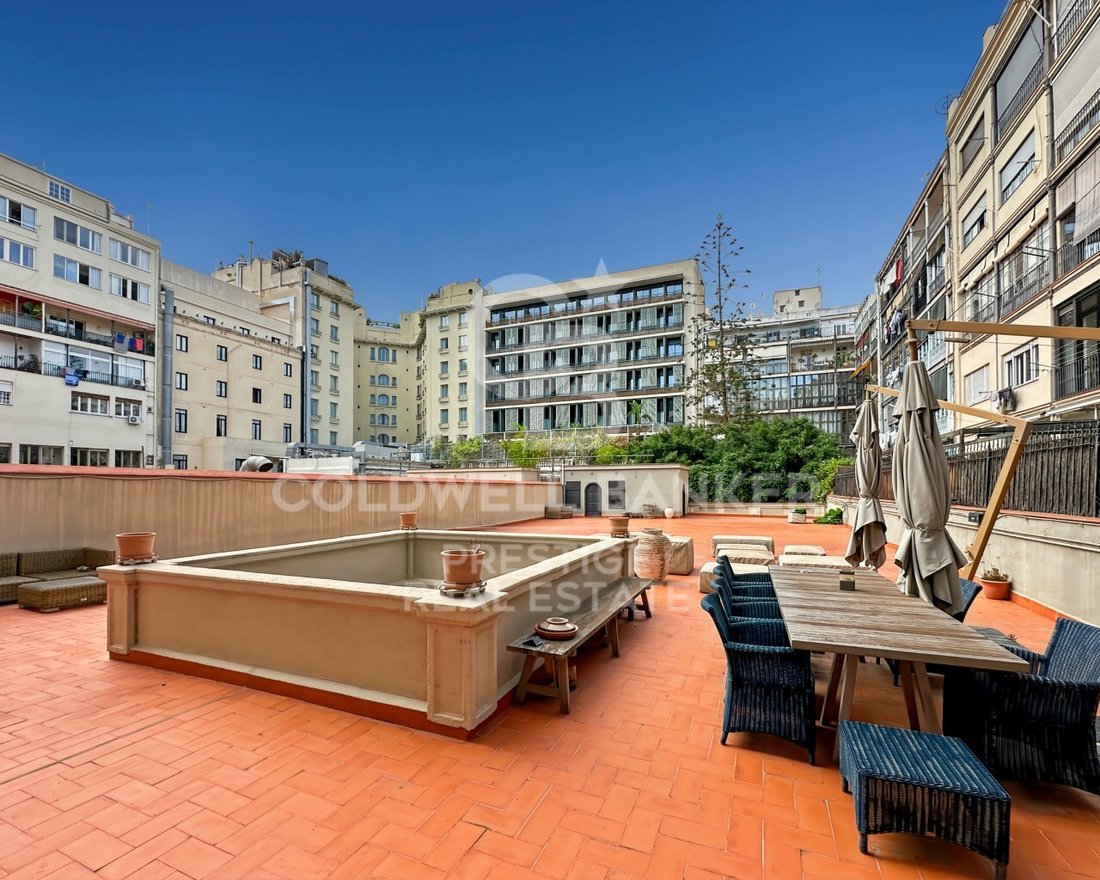 Apartment in Eixample, Barcelona, Spain 1 - 16475848