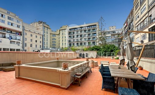 Apartamento en Eixample, Barcelona, España 1