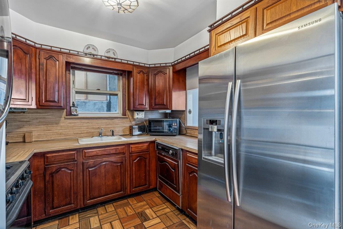 House in New York, New York, United States 5 - 15386217