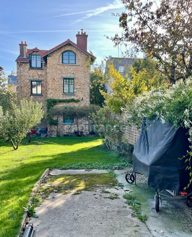 House in Le Centre, Meudon, France 1 - 16147550