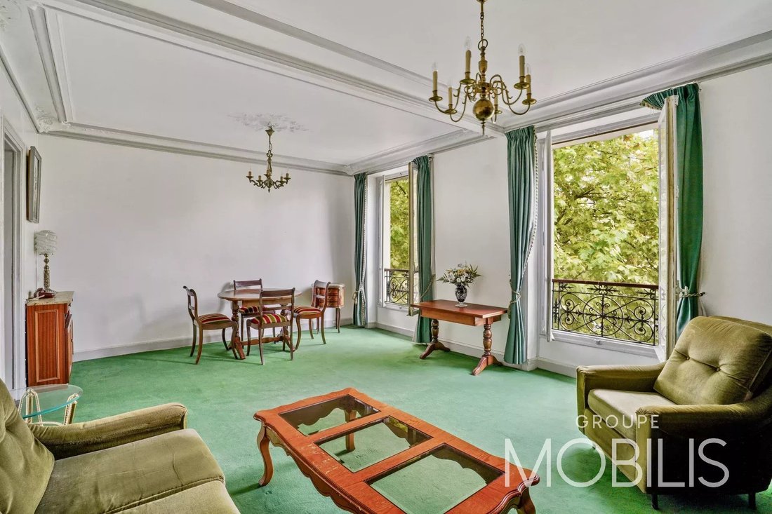 Apartment in Clignancourt-Jules Joffrin, Paris 18e Arrondissement, Paris 4 - 16474329