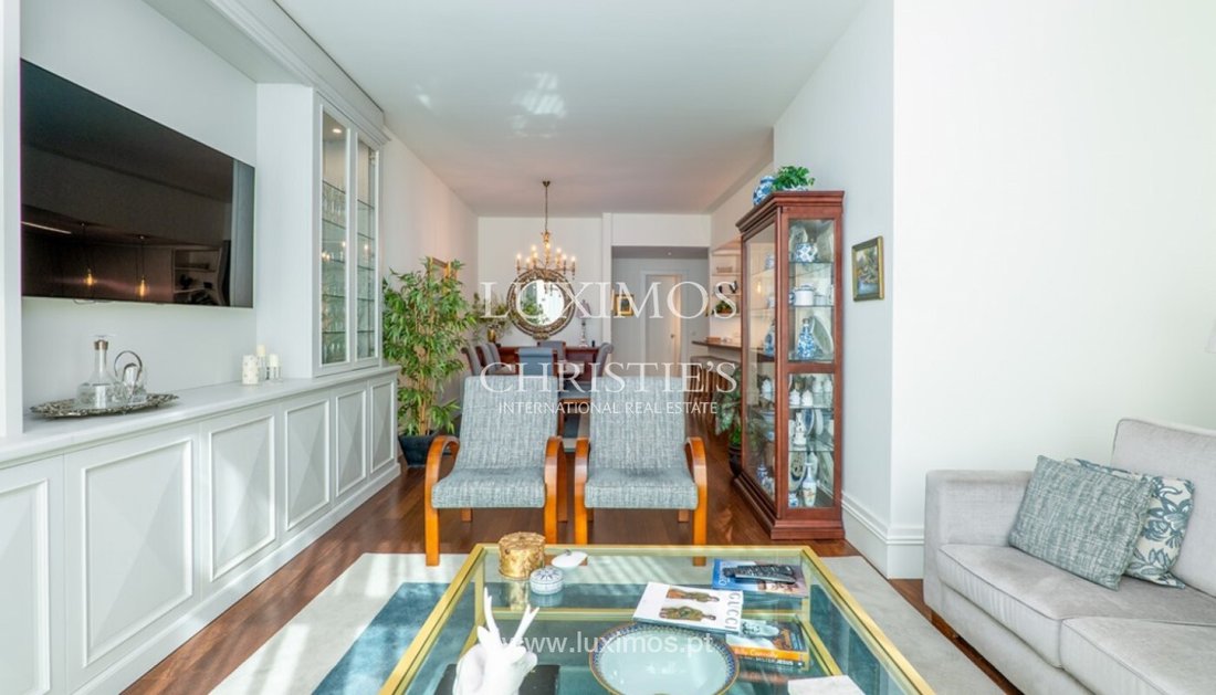 Apartment in Cedofeita, Santo Ildefonso, Se, Miragaia, Sao Nicolau e Vitoria, Porto District, Portugal 3 - 16474609