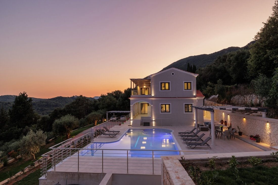 Villa in Corfu, Peloponnese, Western Greece and the Ionian, Greece 2 - 16474504