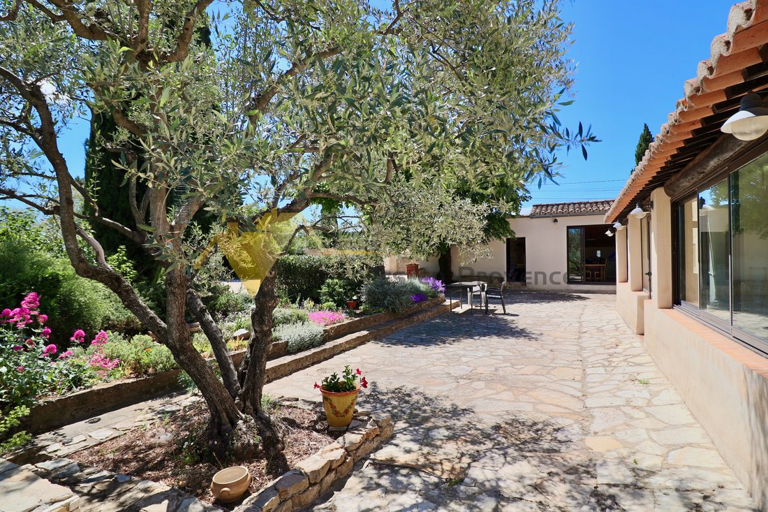 House in Roaix, Provence-Alpes-Côte d'Azur, France 3 - 16474242