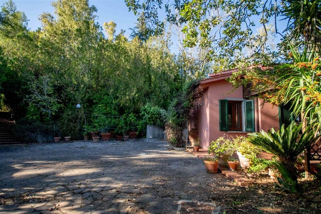 Villa in Castellina Marittima, Tuscany, Italy 4 - 16477479
