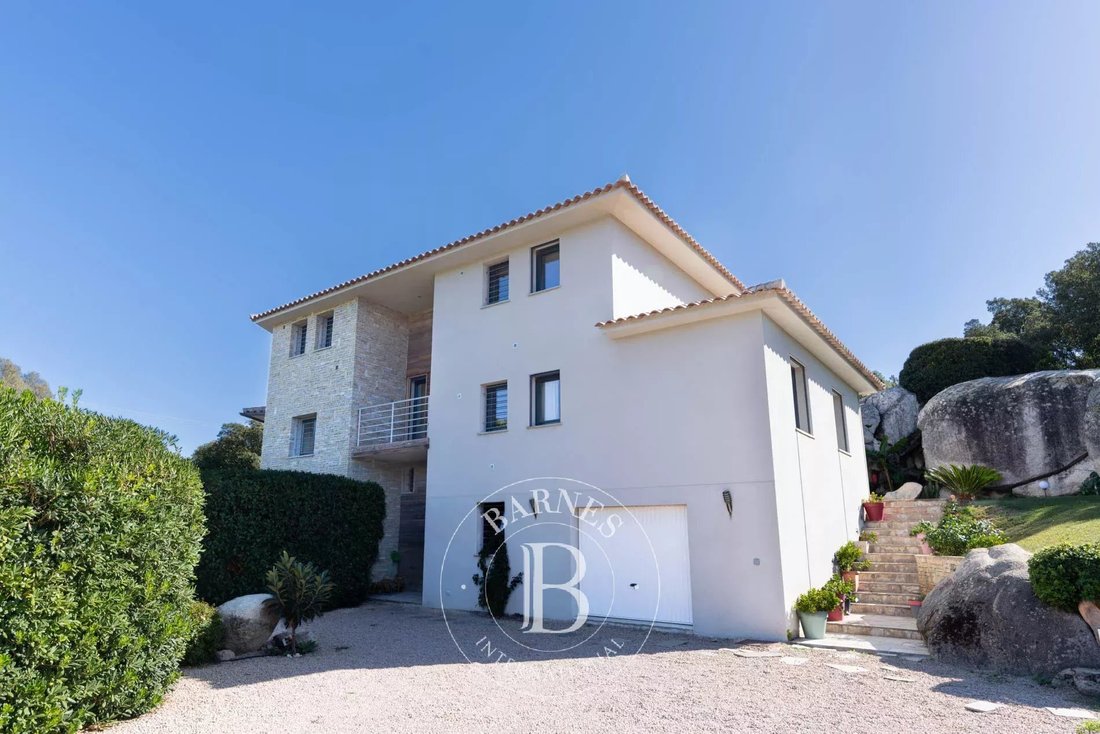 Villa in Porto-Vecchio, Corsica, France 2 - 16477486