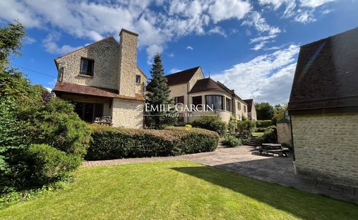 Villa in Magny-en-Vexin, Ile-de-France, France 1
