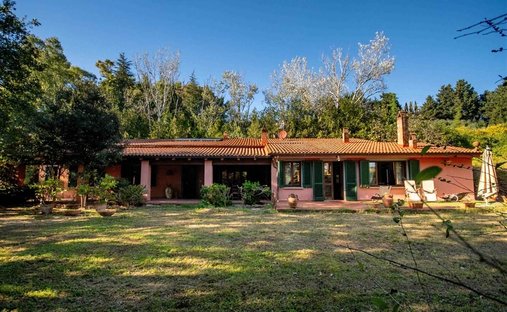 Villa in Castellina Marittima, Tuscany, Italy 1