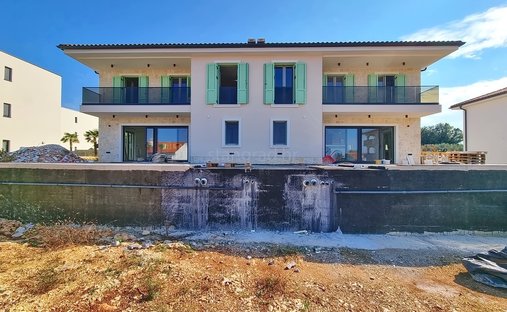 House in Malinska, Primorje-Gorski Kotar County, Croatia 1
