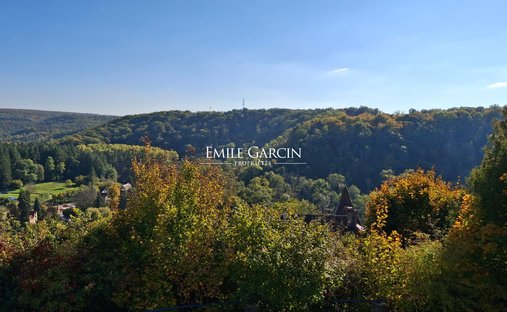 Château Avallon 1500.0 Sqm 25 Bedrooms