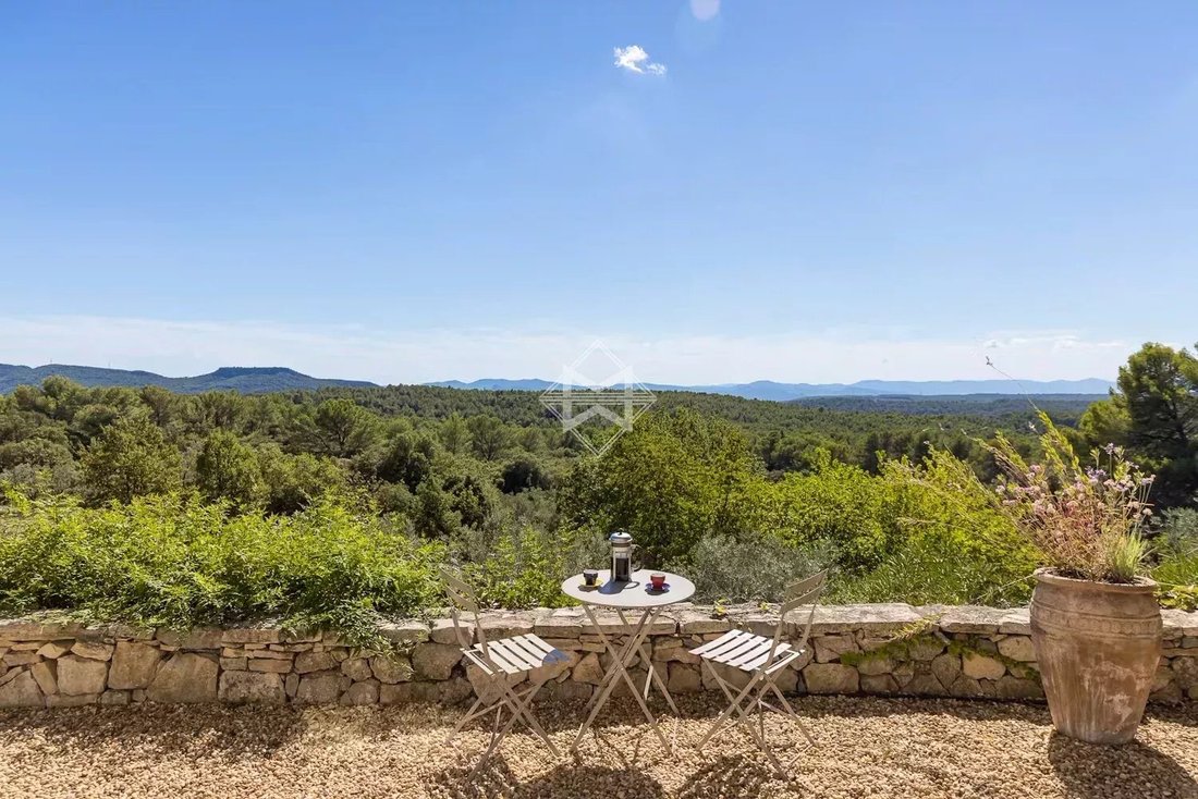 Country House in Callas, Provence-Alpes-Côte d'Azur, France 5 - 16477403