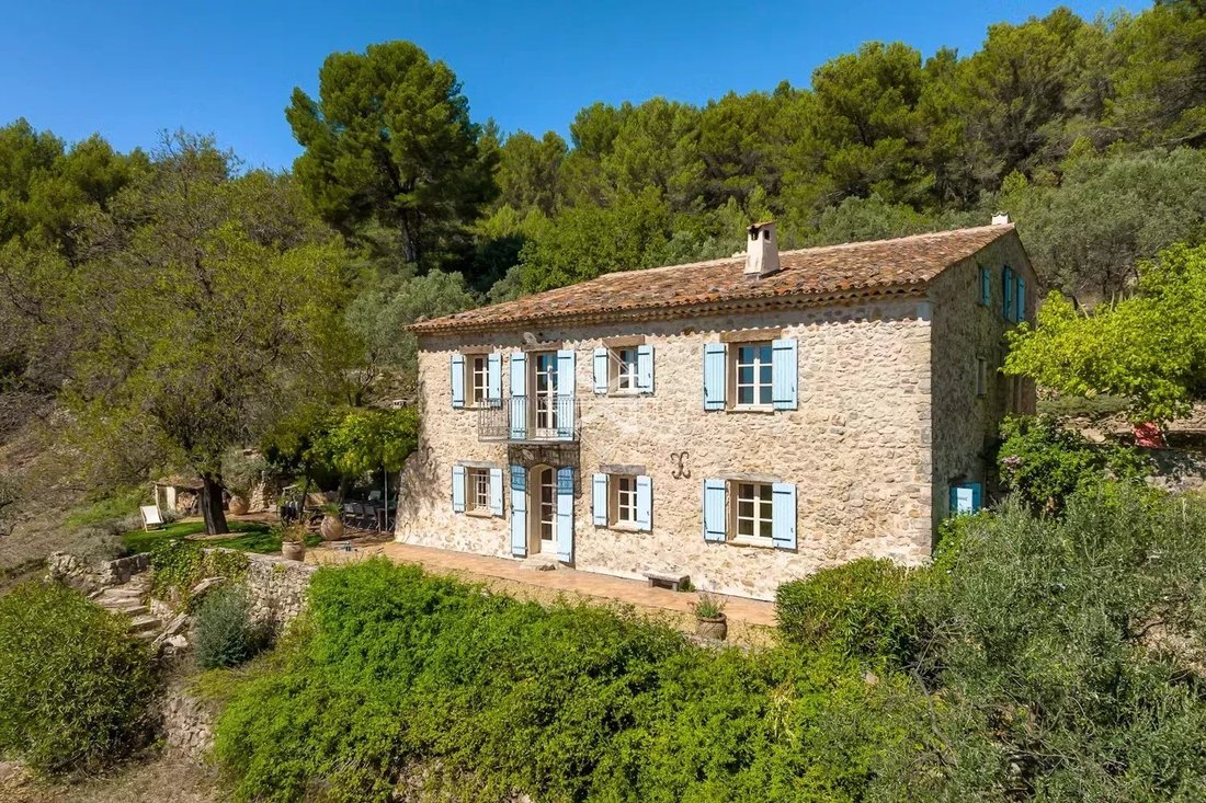 Country House in Callas, Provence-Alpes-Côte d'Azur, France 1 - 16477403