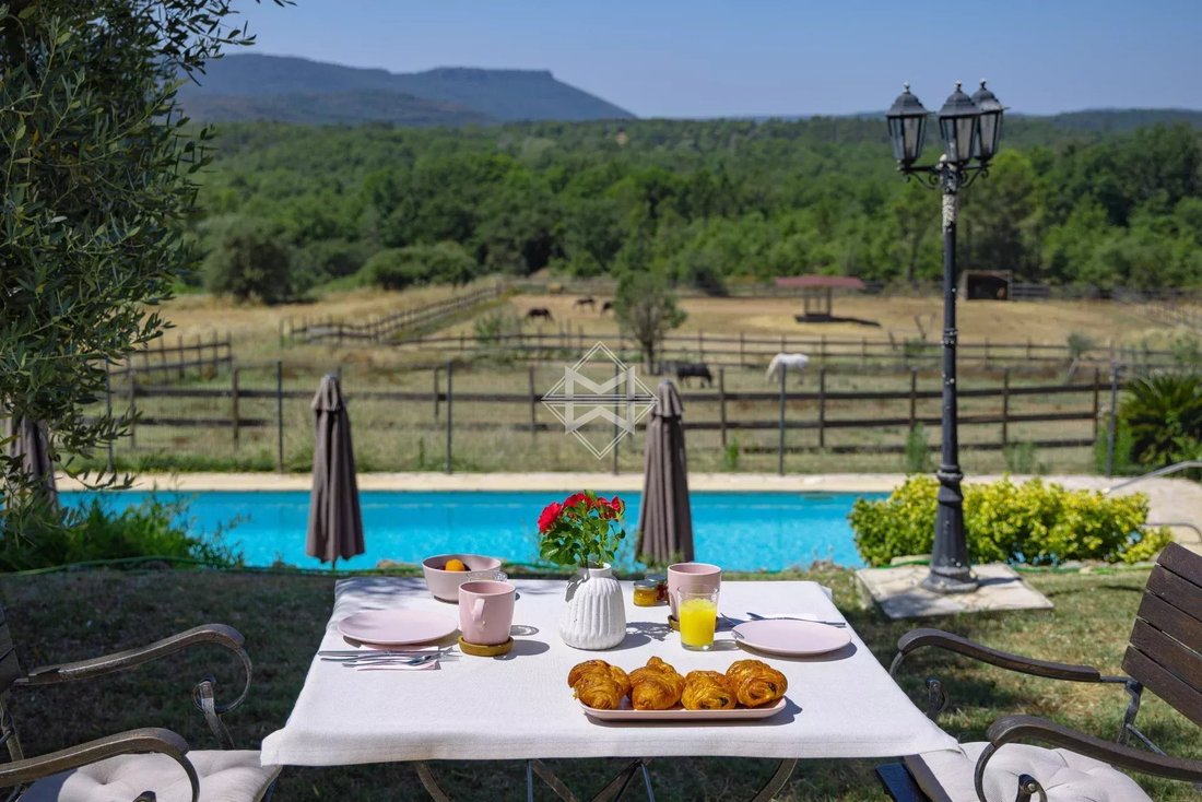 House in Fayence, Provence-Alpes-Côte d'Azur, France 4 - 16477389