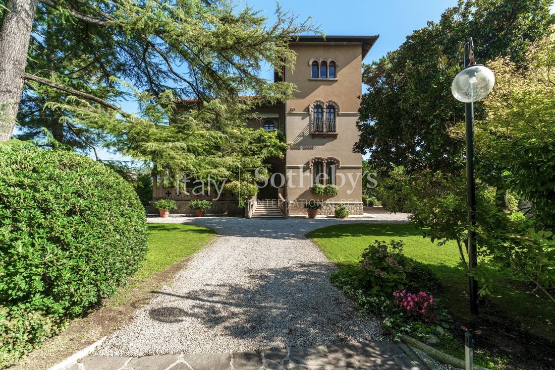 House in Center, Verona, Veneto 4 - 16478709