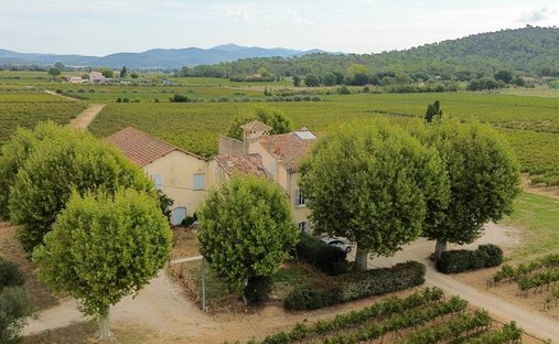 Cuers, Provence-Alpes-Côte d'Azur, France 1