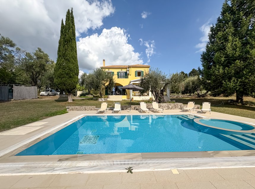 Villa in Corfu, Peloponnese, Western Greece and the Ionian, Greece 5 - 14128900